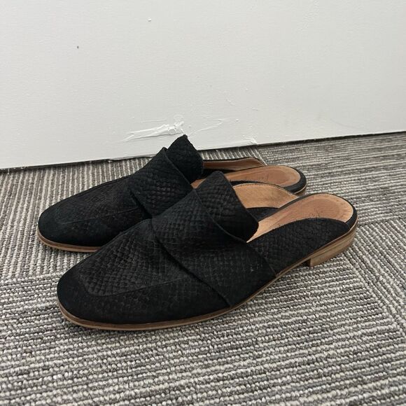 Free People Women's At Ease Slip On Loafer Mules 37/6.5 Embossed Suede Mule - Picture 1 of 7
